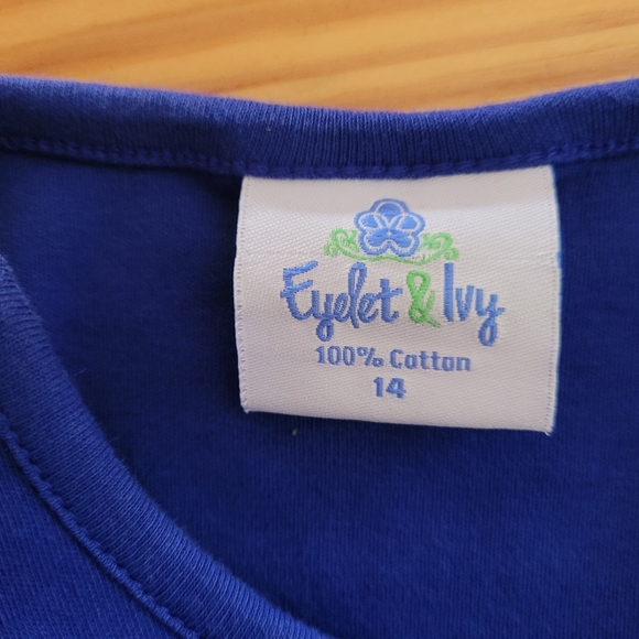 Eyelet & Ivy Ruffled Sleeve Top - Picture 3 of 4